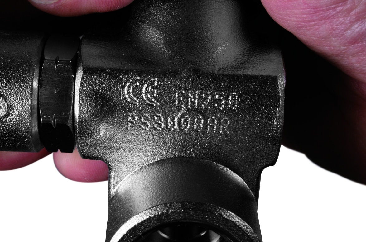 Second Outlet, DIN for Mono Valve 300 bar - LEFT - incl. rubber knob